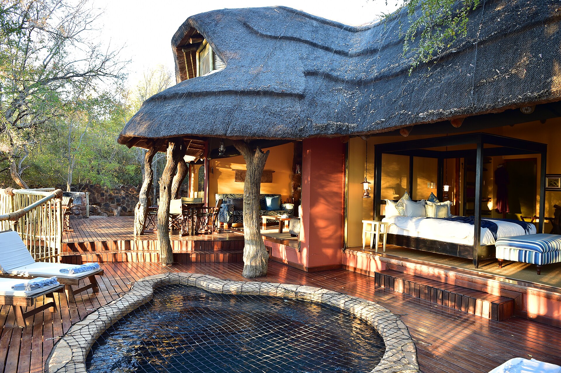Mana Bush Lodge